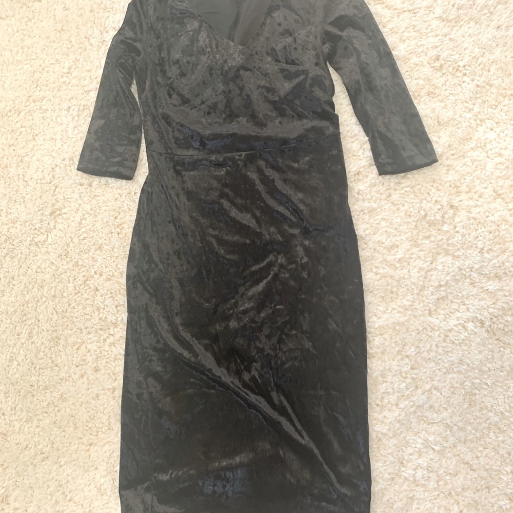 Skin tight velvet dress